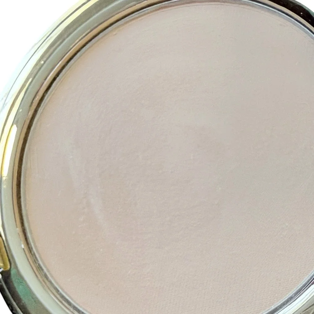 Elizabeth Taylor Light Translucent Pressed Powder Compact w‎ Mirror .30 OZ VTG